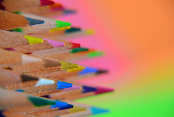 mines de crayons de couleur