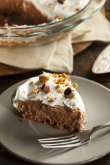 Homemade Chocolate Cream Pie