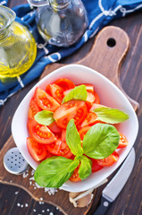salad with tomato
