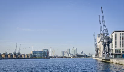 Fotobehang Victoria Dock, London © smartin69