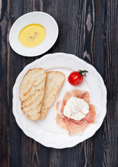Prosciutto ham, ciabatta, poached egg