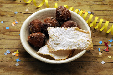 Karneval Carnevale   كرنفال Carnaval Карнавал 사육제