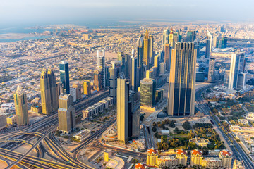 Fototapeta premium Dubai skyline at dusk