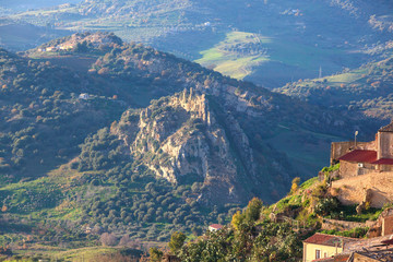 Fototapeta na wymiar Widok Leonforte wsi w Sycylia, Włochy