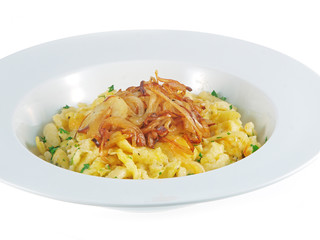 spaetzle with roast onions
