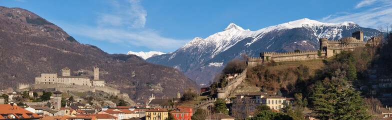 Obraz premium Switzerland, Bellinzona castles