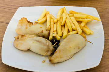 Stuffed cuttlefish and chips