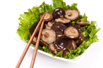Asia Whole Shiitake Mushrooms in bowl