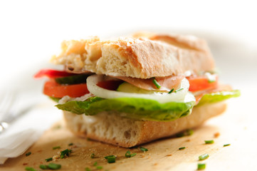 Schinken-Baguette