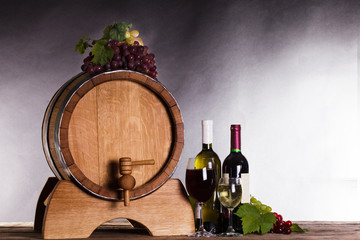 Grapes on wooden barrel