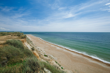 Fototapeta na wymiar Klify w Bournemouth i plaża, Morze Północne, UK