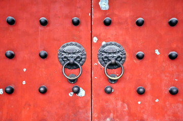 Naklejka premium Portes du temple Baiyun, Shanghai, Chine