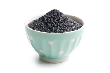 poppy seed in bowl