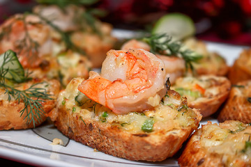 Hot Sandwich With Shrimp
