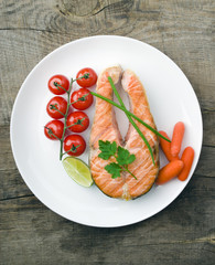salmon steak with vegetables