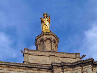 Fototapeta na wymiar Virgin Mary statue in Avignon, The Popes' Palace, France
