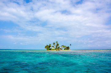 Fototapeta na wymiar Tropical Paradise Island