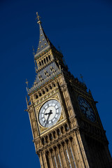 Fototapeta na wymiar Big Ben clocktower against a clear blue sky