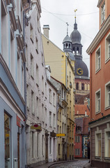 Fototapeta na wymiar Street in the old town of Riga