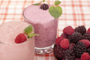 Сocktail of  banana with frozen  blackberries and  yogurt.