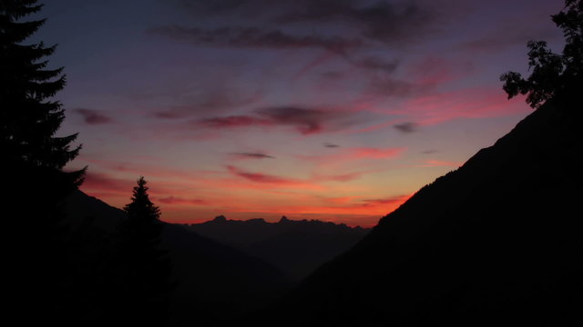 Sonnenuntergang in den Alpen