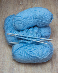 blue yarns for knitting