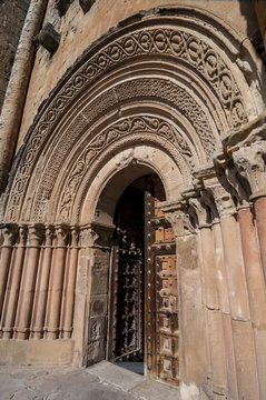 cathedral gate, spanish architecture