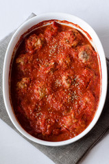 meatballs in tomato sauce