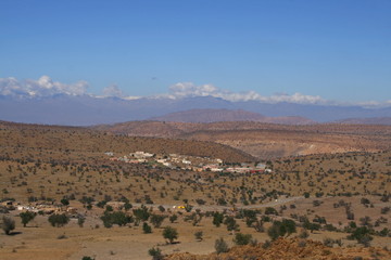 village sur un plateau de l'anti-atlas