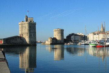 Fototapeta na wymiar Au vieux port de la Rochelle