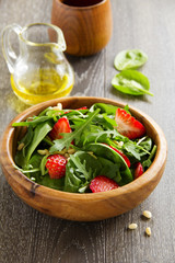 Light salad with spinach and strawberries.