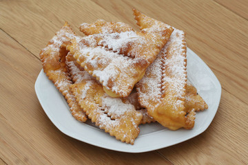 crostoli_ dolce di Carnevale