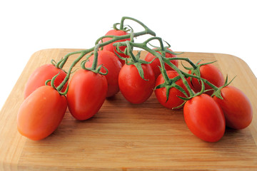 Petites tomates allongées