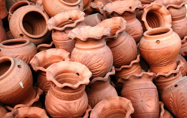 Fototapeta na wymiar clay pot