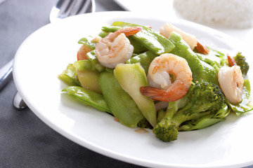 Stir fried snow peas with shrimp.