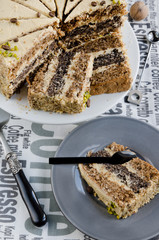 Cake with walnuts and poppy seeds