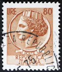 Post stamp printed in Italy shows an Ancient coin of Syracuse
