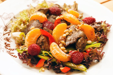 chicken liver with fruits