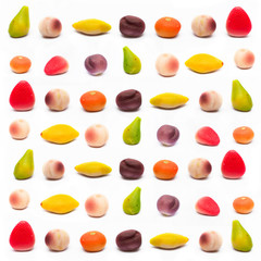 pâtes d'amande en forme de fruits