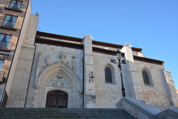 Fototapeta na wymiar Fasada gotyckiego kościoła San Nicolas Bari w Burgos