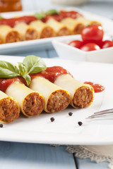 cannelloni on plate