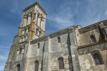 Fototapeta na wymiar Kirche von Vezelay, Frankreich