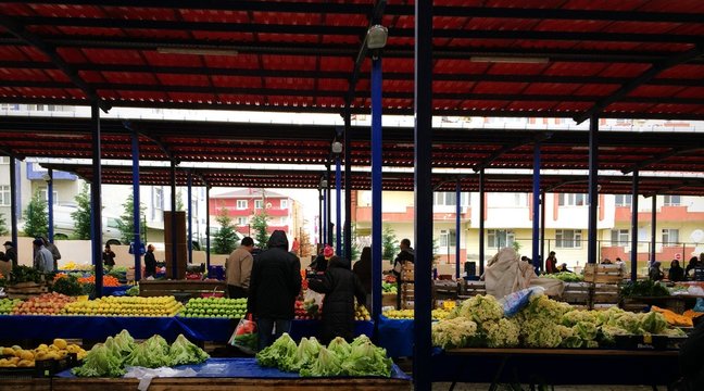 A&ccedil;ık Halk Pazarı