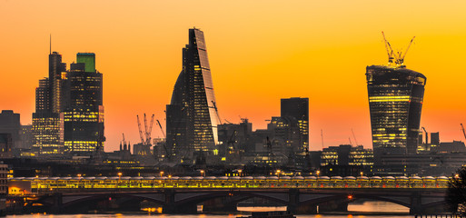 Fototapeta na wymiar London Skylines at dusk England UK