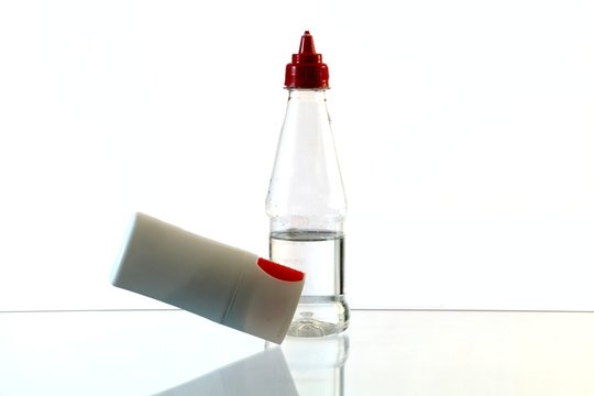 Fl&uuml;ssigs&uuml;&szlig;stoff und S&uuml;&szlig;tabletten