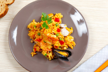 Risotto with shellfish, paella