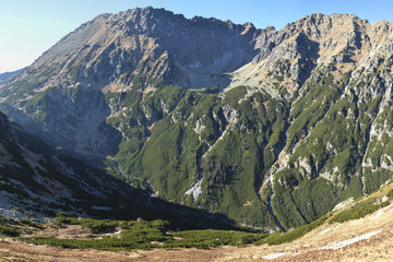 Fototapeta na wymiar Panorama - climb the mountain