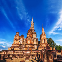 Fototapeta na wymiar Architecture of Buddhist temples in Sukhothai, Thailand