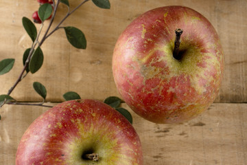 Real Apples, on wooden background