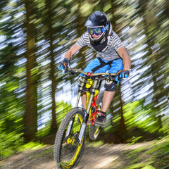 Fototapeta premium mutiger Radsportler
